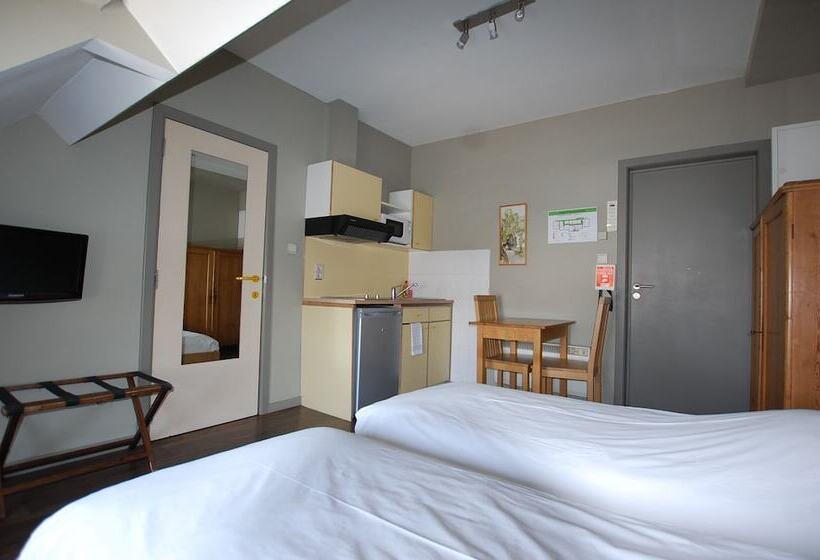 Номер Стандарт, Piano 2   Mont St Guibert   Louvain La Neuve