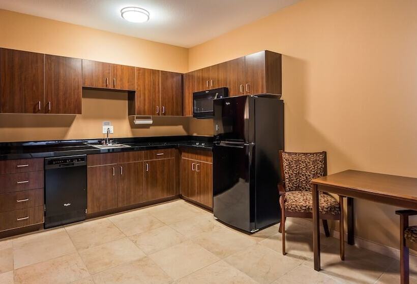 장애인을 위한 스위트, Best Western Plus Hudson Hotel & Suites