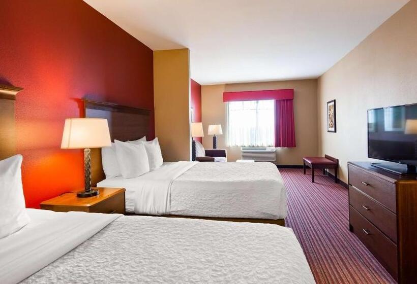 디럭스 스위트, Best Western Plus Hudson Hotel & Suites