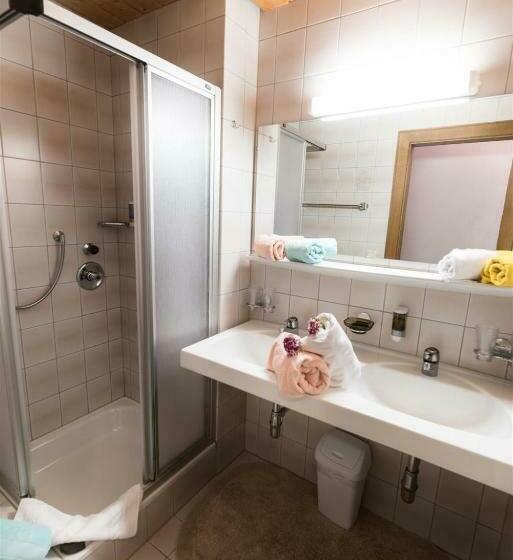 Люкс 2 Спальни, Quality Hosts Arlberg Hotel Gasthof Freisleben