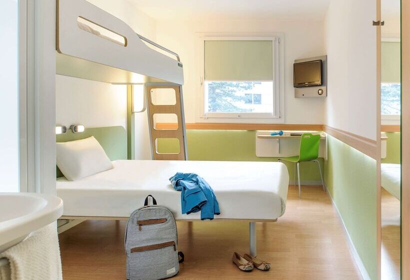 Номер Стандарт Трехместный, Ibis Budget Avignon Nord