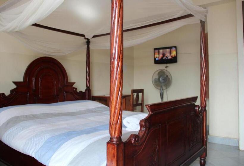 Deluxe Room, Riversand Hotel With Lake Views,accra Street,kisumu,kenya