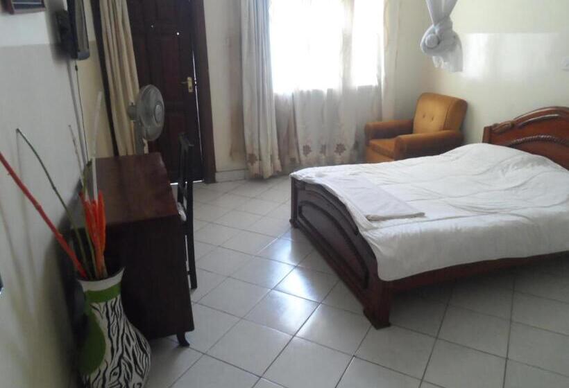 Deluxe Room, Riversand Hotel With Lake Views,accra Street,kisumu,kenya
