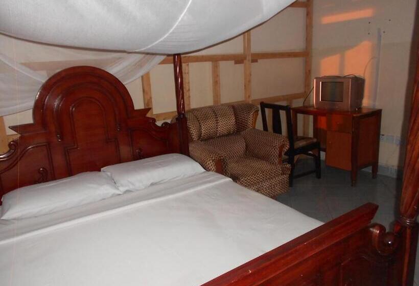 Deluxe Room, Riversand Hotel With Lake Views,accra Street,kisumu,kenya