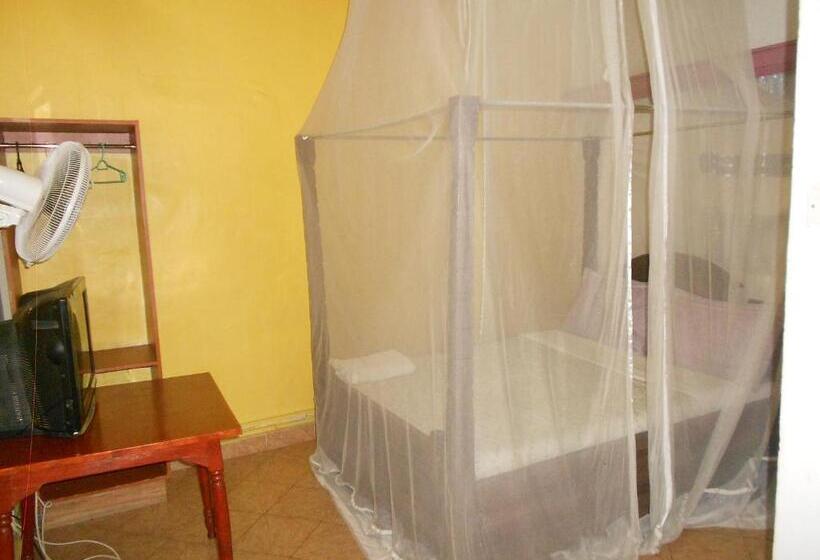 اتاق استاندارد با تراس, Riversand Hotel With Lake Views,accra Street,kisumu,kenya