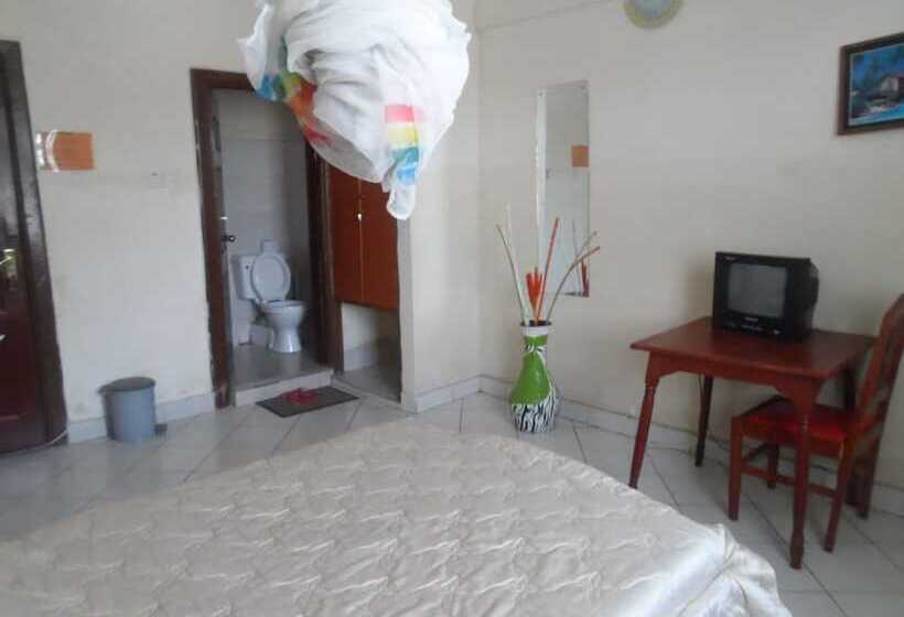Standard Triple Room, Riversand Hotel With Lake Views,accra Street,kisumu,kenya
