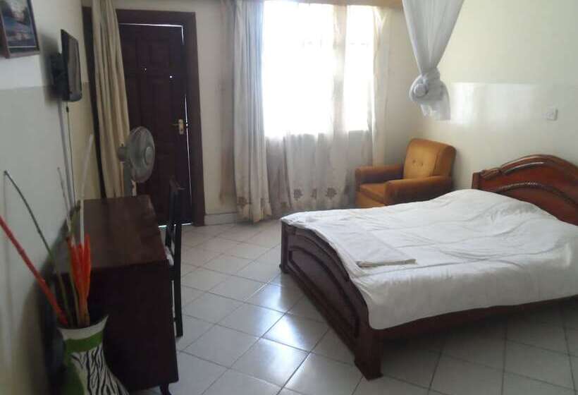 Standard Room, Riversand Hotel With Lake Views,accra Street,kisumu,kenya