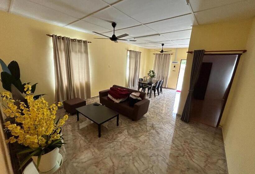 Апартаменты 3 Спальни, Dtahan Motel Taman Negara