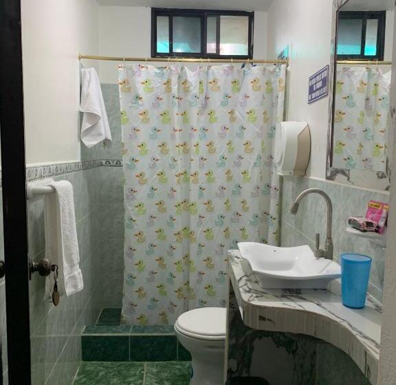 Quarto Deluxe, Casa De Huespedes Milena