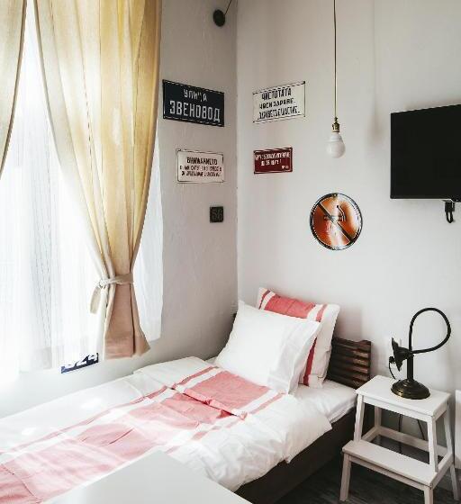 Трехместный Номер Стандарт Совместная Ванная, 5 Vintage Guest House