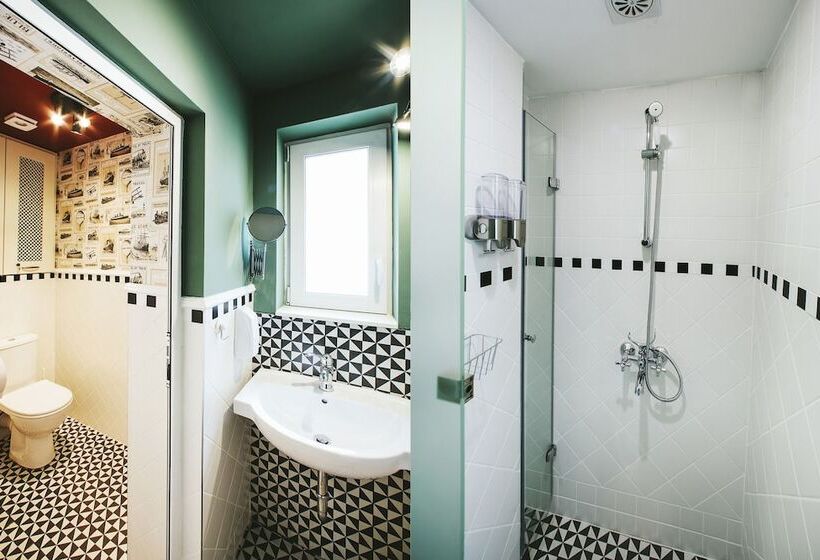 Трехместный Номер Стандарт Совместная Ванная, 5 Vintage Guest House