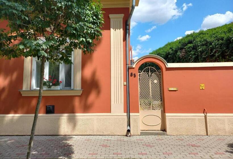 Апартаменты 3 Спальни, Szent István Wellness Panzió