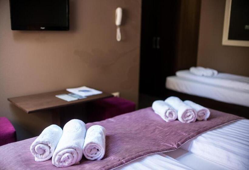 חדר סטנדרט, Fürdőház