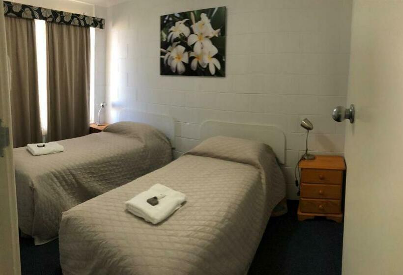 Апартаменты 2 Спальни, Carnarvon Gateway Motel