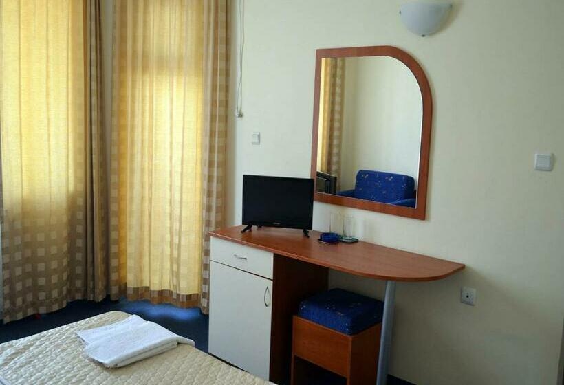 Номер Стандарт, Family Hotel Diana