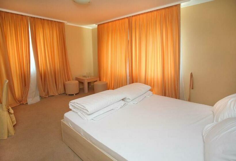 Номер Стандарт, Family Hotel Diana