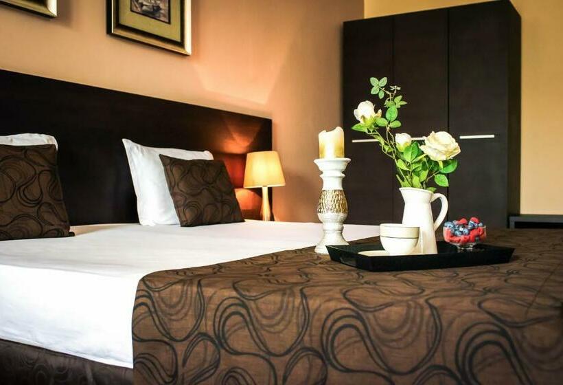 Quarto Estandar com Sacada, Central Plaza