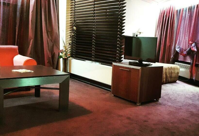 Полулюкс, Park Hotel Green Europe