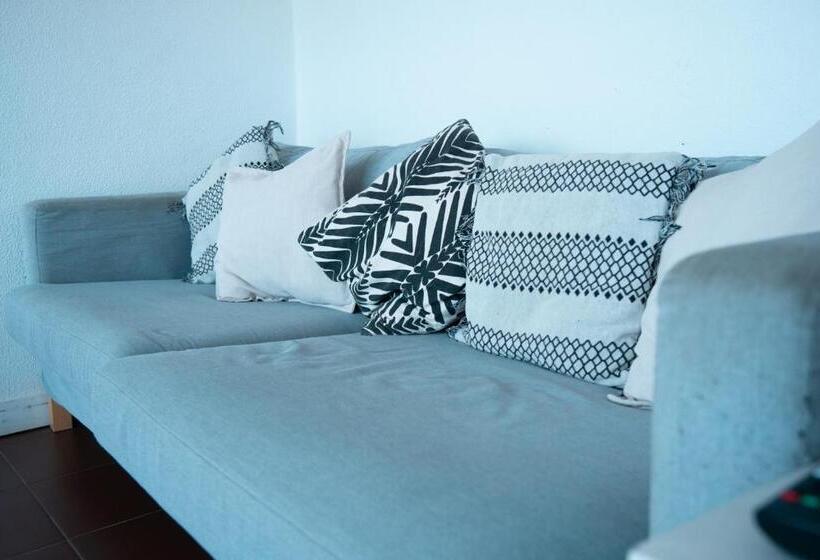 Quarto Estandar Banheiro Compartilhado, Wax Hostel