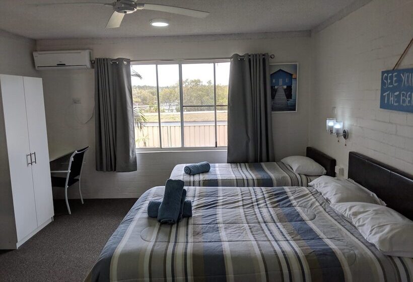 Номер Стандарт, Harrington Village Motel