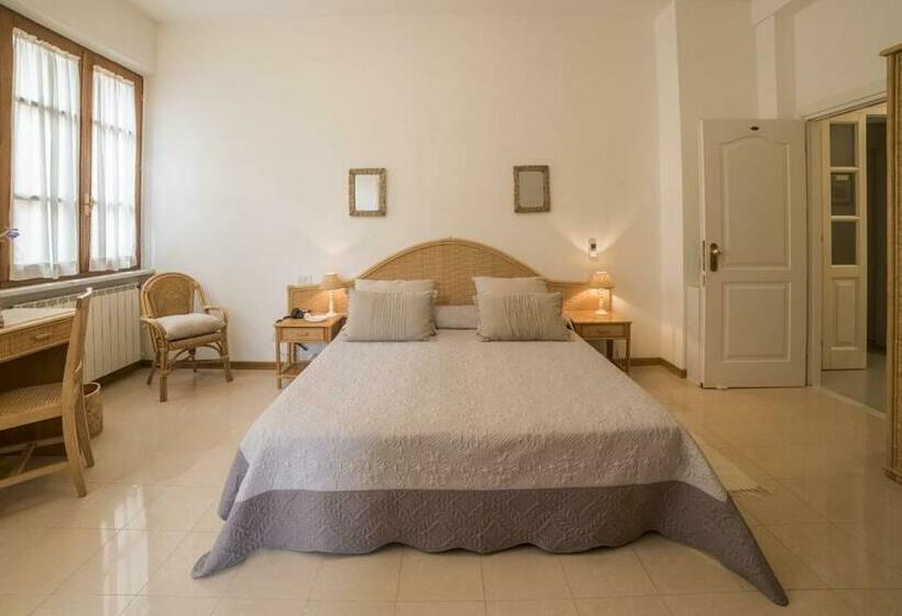 Quarto Triplo Estandar, Bellonda