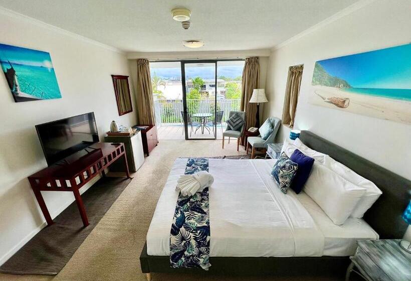 Студио Economy, Ocean Views Resort Caloundra