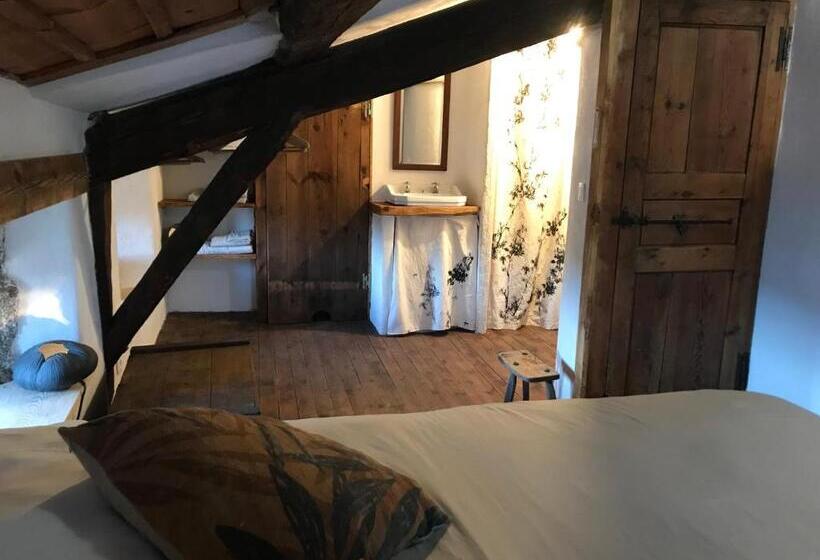 Номер Стандарт, Chambres Et Tables D Hôtes   Les Ateliers De Pontajou   Pèlerin Navette Gratuite à Saugues
