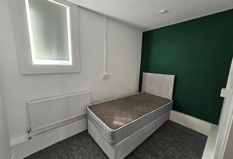 דירת שני חדרים, Livestay Affordable En Suite Studio Rooms In London, N14