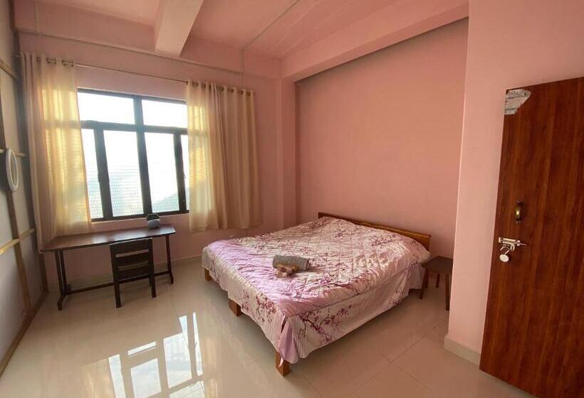 스탠다드 룸, Aizawl Homestay
