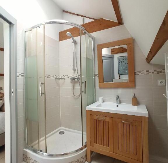 Четырехместный Номер Стандарт, Le Cottage Des Falaises