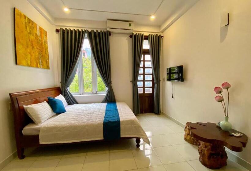 اتاق استاندارد با بالکن, Golden Guesthouse
