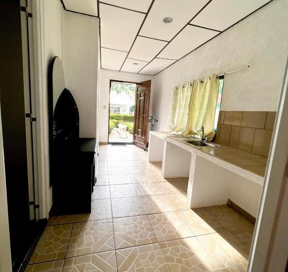 패밀리 방갈로, Green Garden Beach Resort, Sipalay