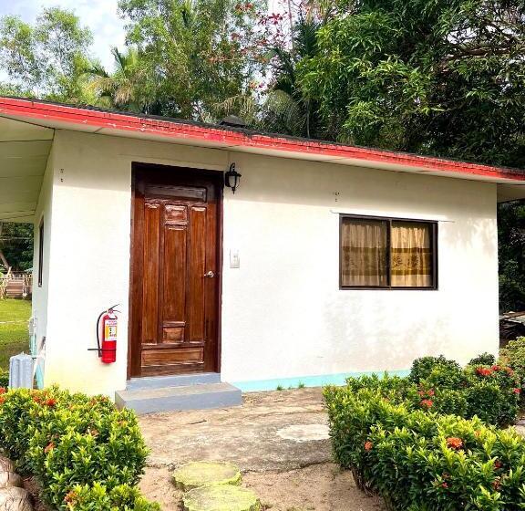 패밀리 방갈로, Green Garden Beach Resort, Sipalay