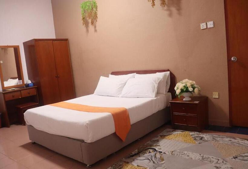 Номер Deluxe, Bunga Raya Resort Parit Buntar