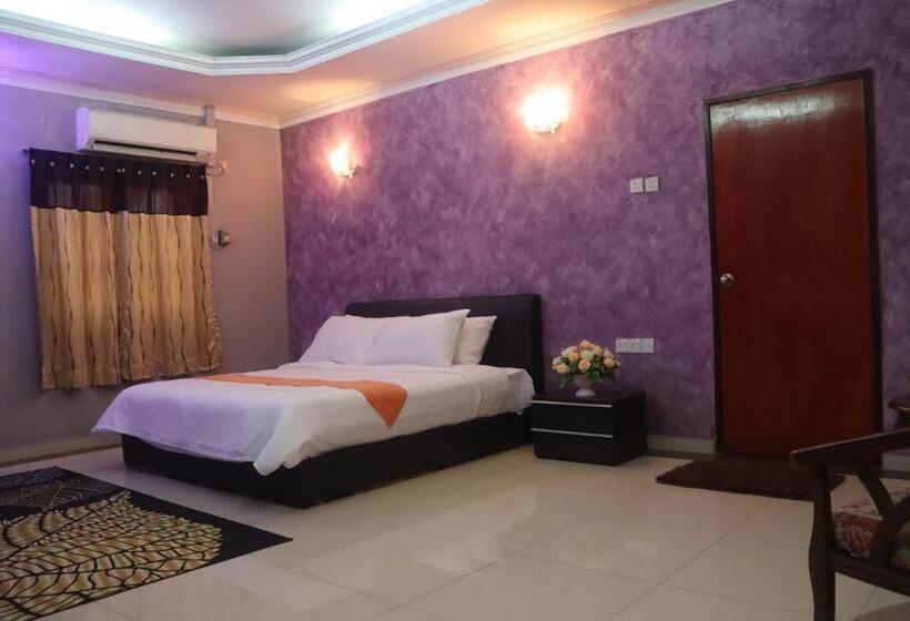 Номер Deluxe Кровать Кинг, Bunga Raya Resort Parit Buntar