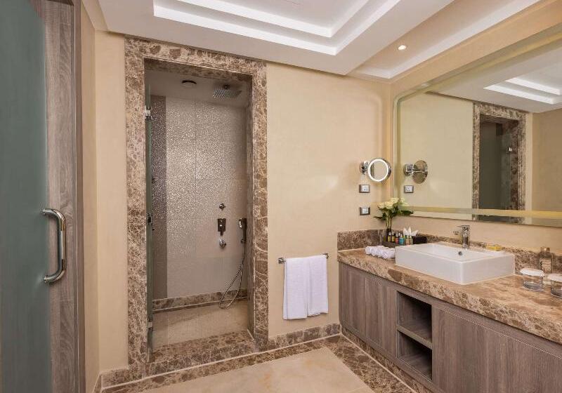 חדר סופריור עם מיטת קינג, Rixos Radamis Sharm El Sheikh
