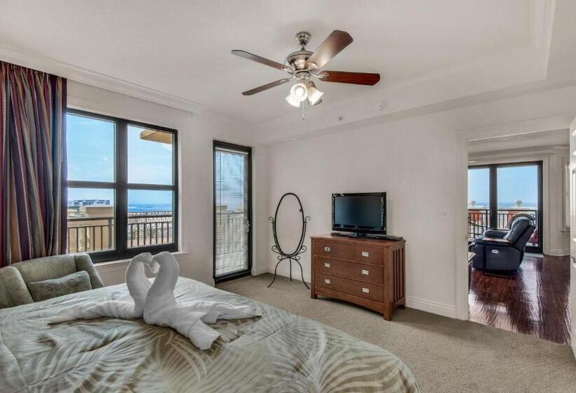 Appartamento 1 Camera da Letto Vista Mare, Bright, Corner Unit With Incredible Gulf And Sunset Views!