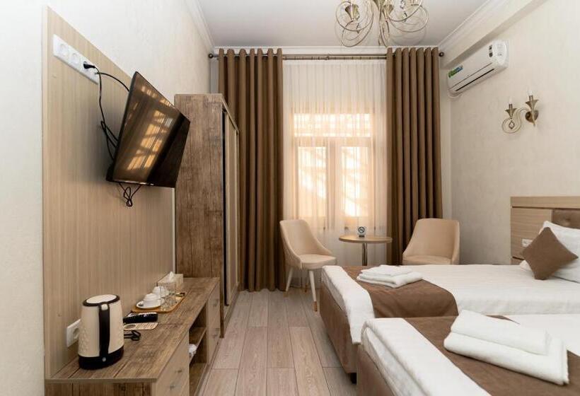 Quarto Estandar, The Heritage Tashkent