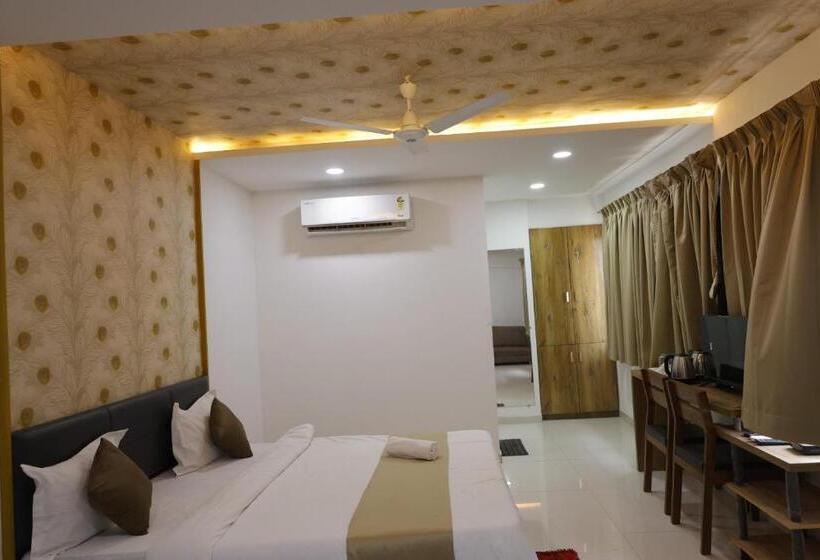Люкс Повышенной Комфортности, Karan International ,aurangabad