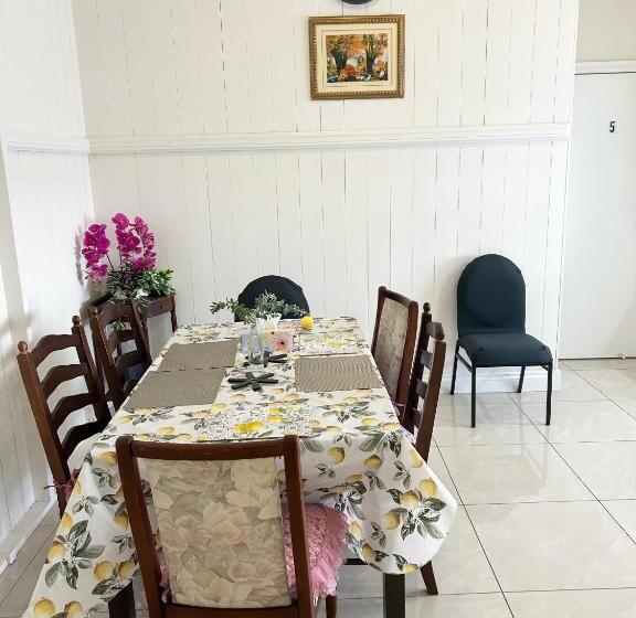 اتاق استاندارد سه نفره, 26 Gladstone Rd Highgate Hill