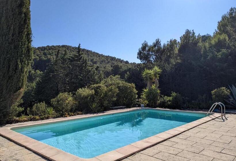 Дом 1 Спальня, Provençal House Between Sea And Vineyards
