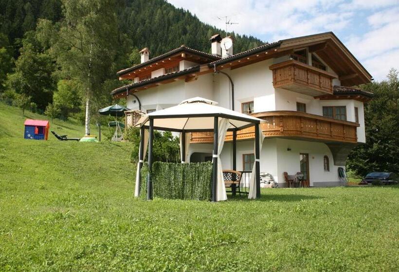 스탠다드 트리플 룸, B&b Rendena Chalet