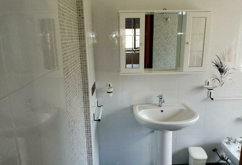 غرفة كلاسيكية ثلاثية, Contrada Macchia B&b