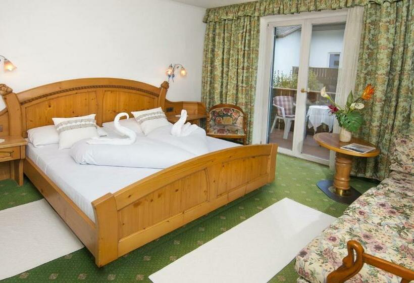 Номер Стандарт, Albergo Al Cervo   Gasthof Zum Hirschen