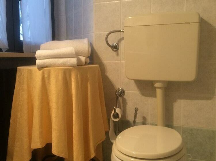 标准间, Albergo Ristorante Castello