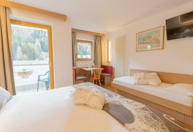 标准三人间, Berghotel Miramonti