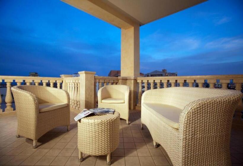 سوئیت جونیور با تراس, Boracay