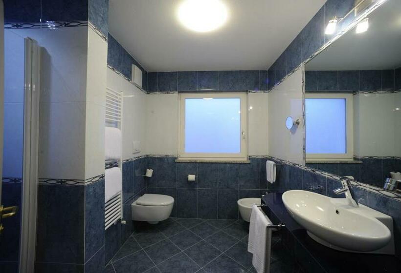 سوییت جونیور, Family Hotel Andes   Only For Family