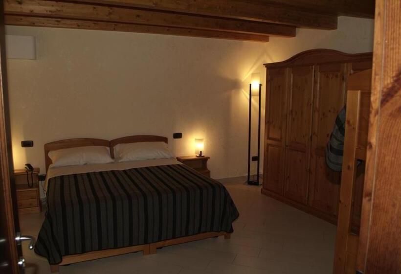 Quarto Quádruplo Estandar, Locanda Dal Sor Francesco