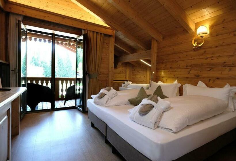 اتاق استاندارد سه نفره, Sport Hotel Majarè